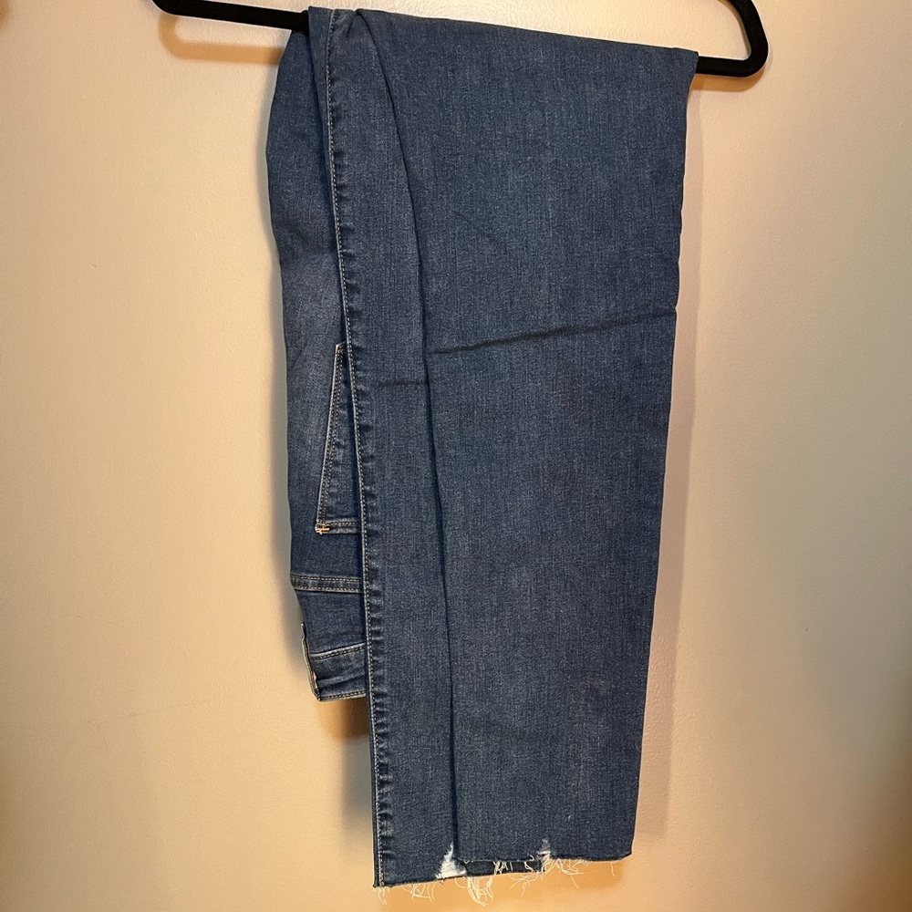 Gap High Rise Skinny Jean NWT in Long